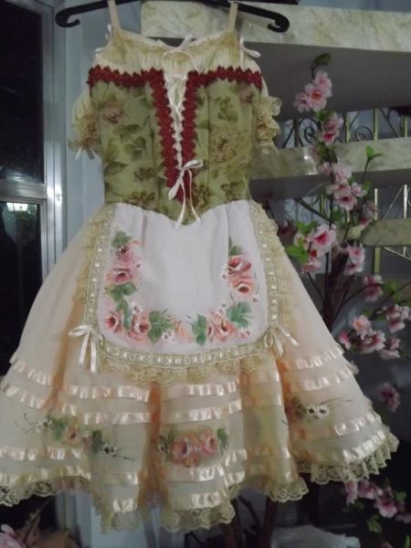 Barrado de Vestido e Avental